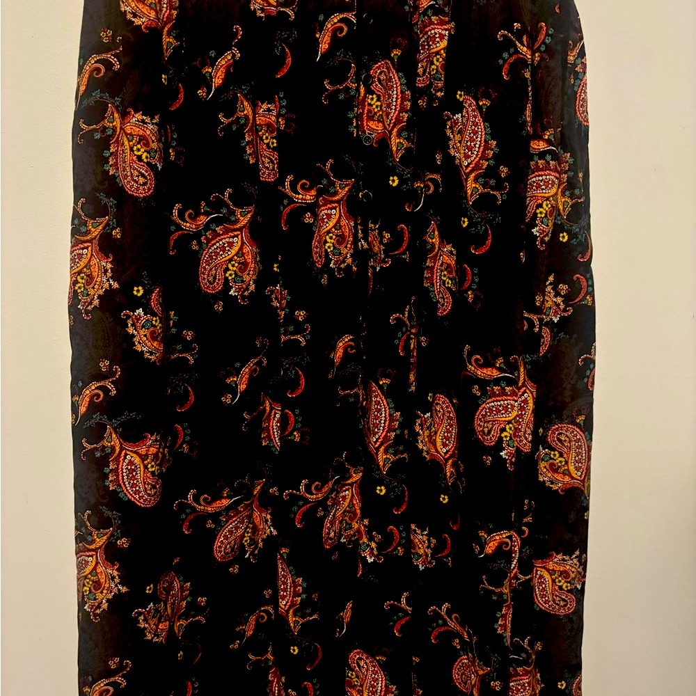 NWT Torrid Paisley Dance Deep Black Skirt